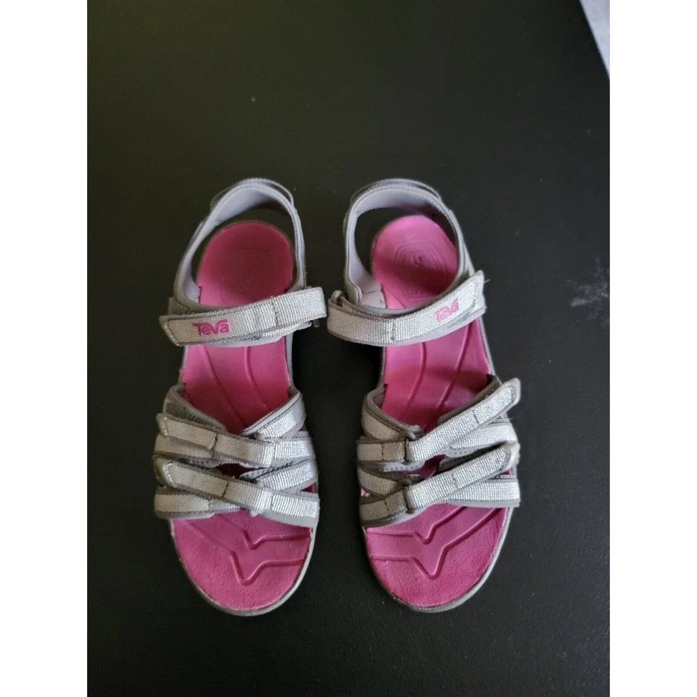 Teva Tirra Girls Sporty Strappy Sandals, Big Girl Size 4 Silver Pink Adjustable